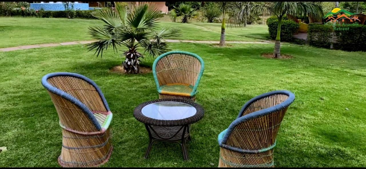 Вилла Aravali Hill View Estate Гургаон Экстерьер фото